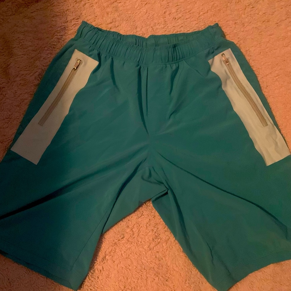Lulu Lemon Men's fitness shorts